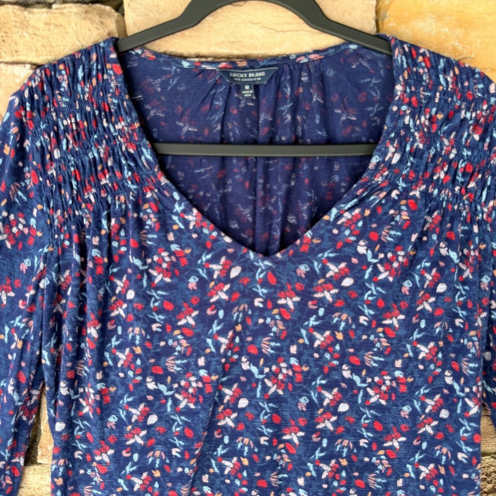 Lucky Brand V-neck Blue Floral Long sleeve Viscose Boho Country Western Top M - Picture 7 of 13